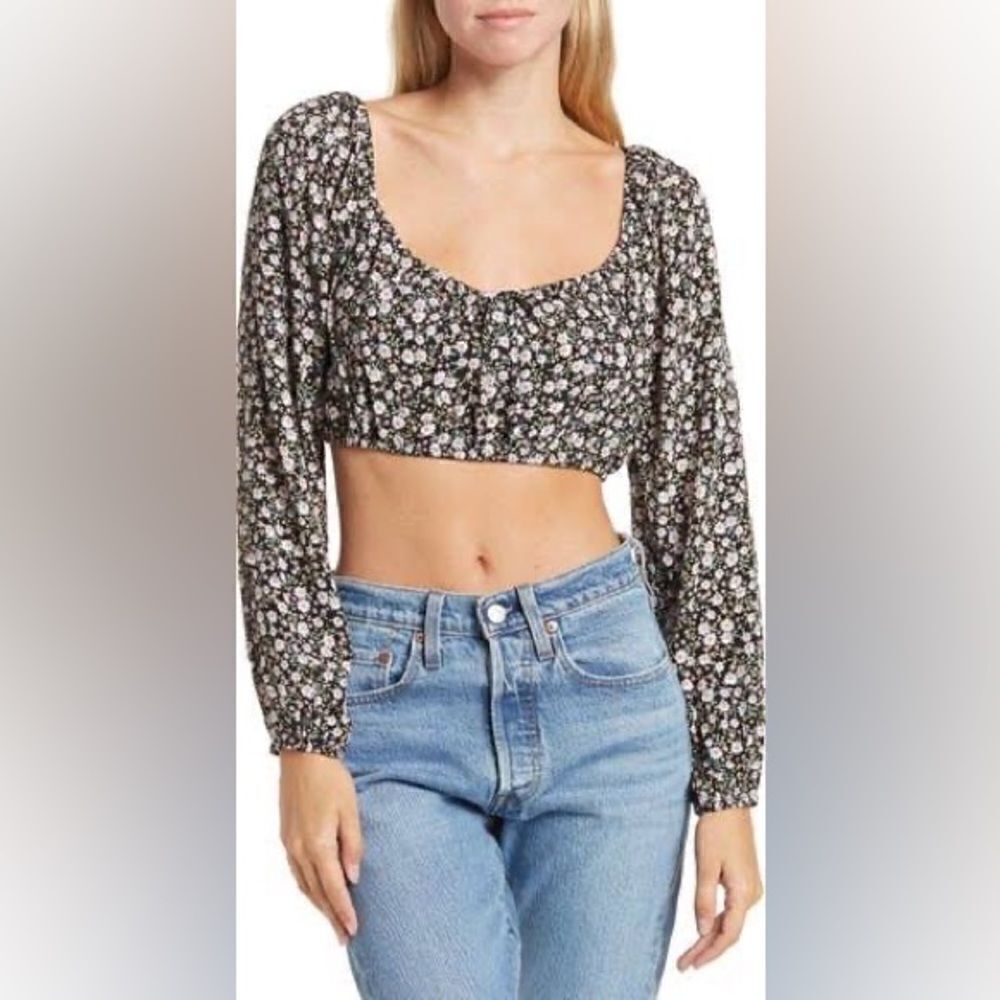 Elodie small floral crop top puff sleeve shirt